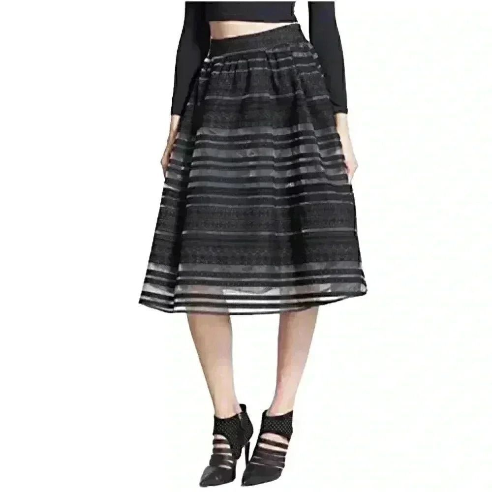 JOA Los Angeles Women's Black Striped Flocking Lined Full Skirt w Netting